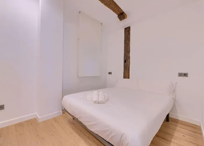 Artekale & Pintxos In Old Town *